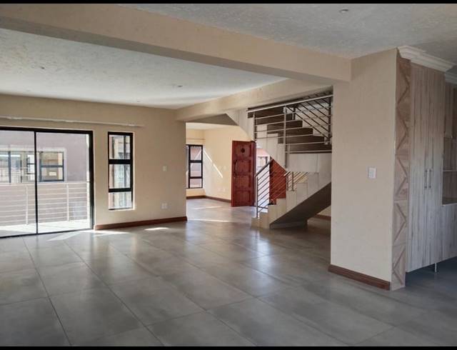 3 BEDROOM HOUSE FOR SALE IN CELTIC MEADOWS